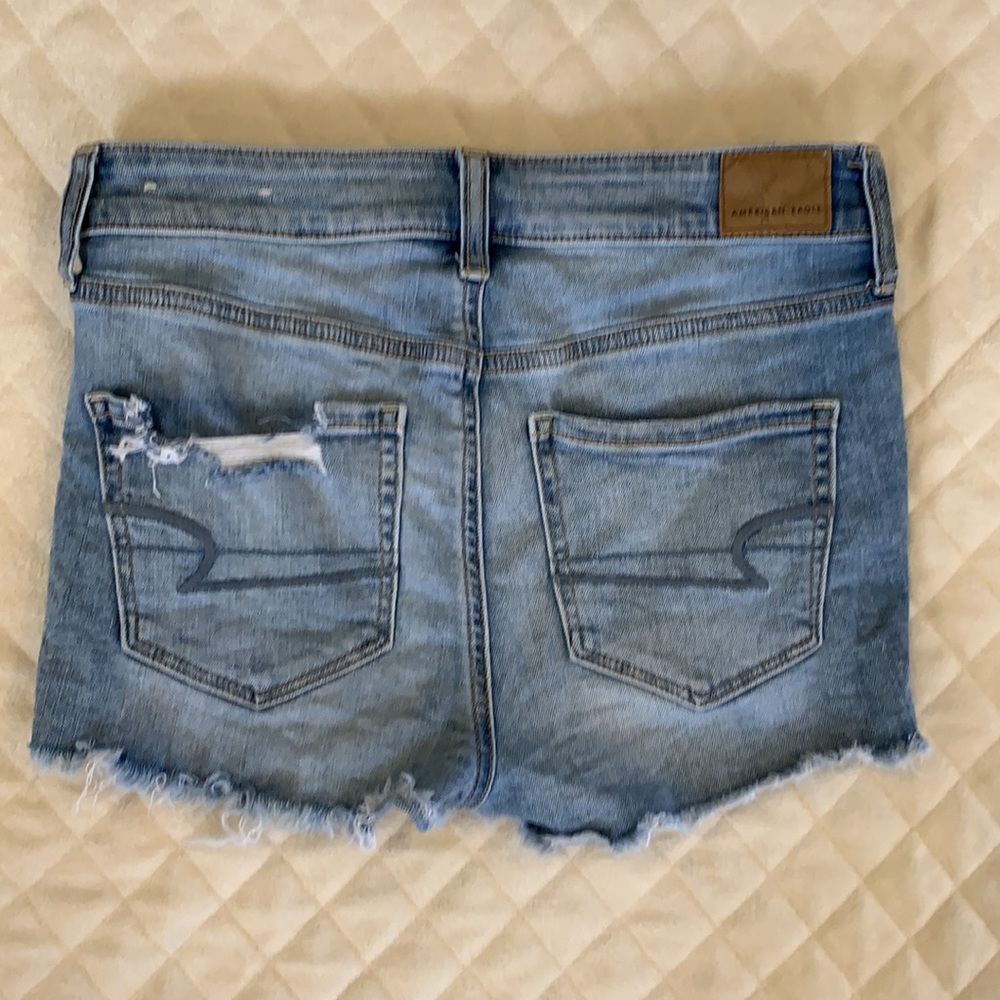 American Eagle Distressed Jean Shorts - Picture 7 of 7